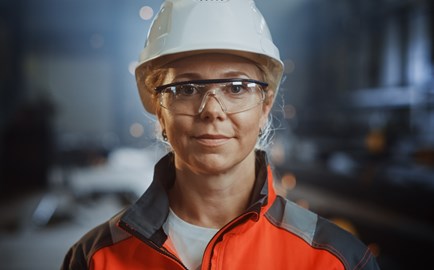 Vrouwelijke industriële werknemer