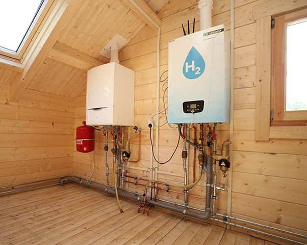 Gas and hydrogen central heating