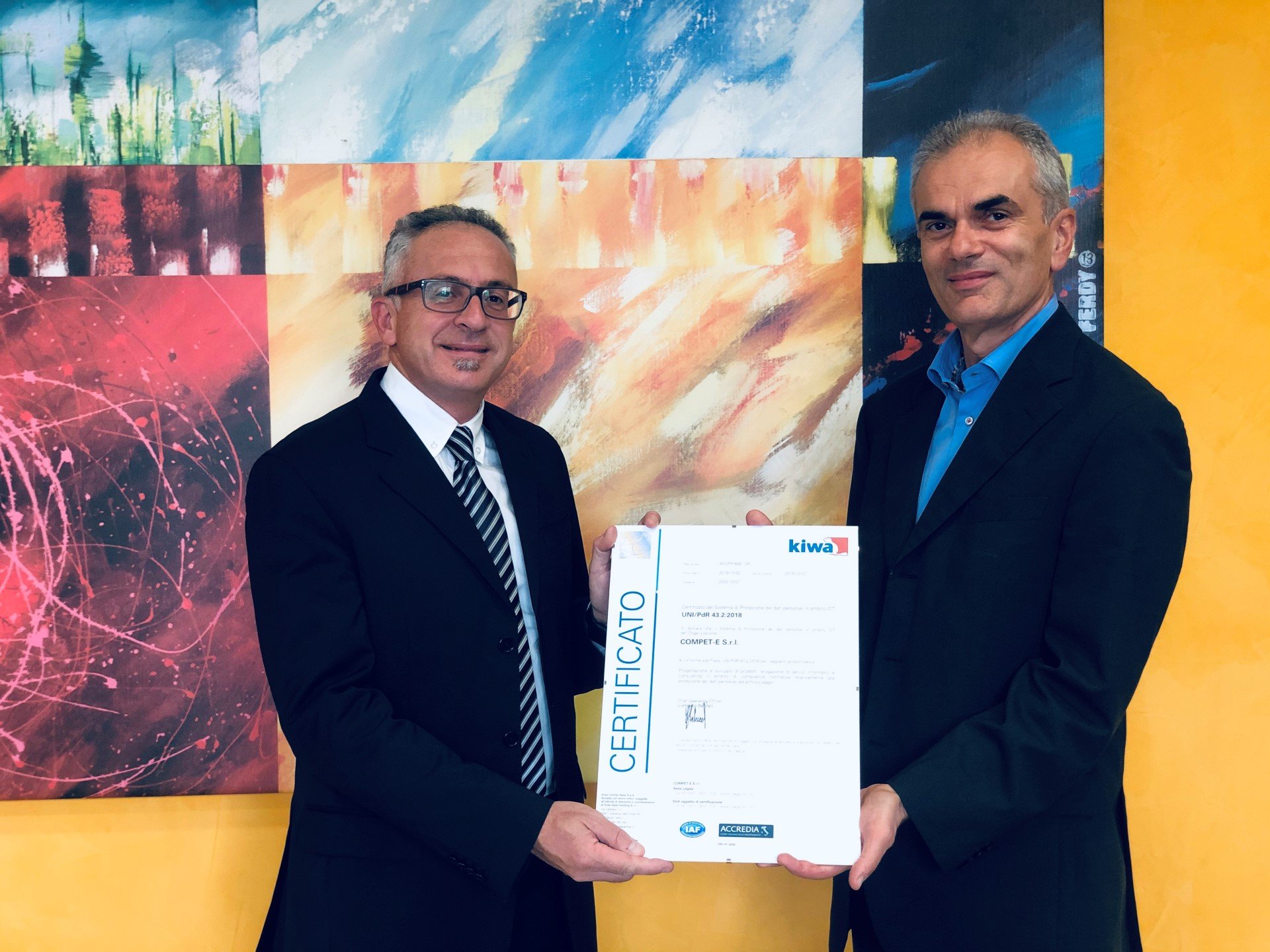 Balducci consegna certificato Compet-e