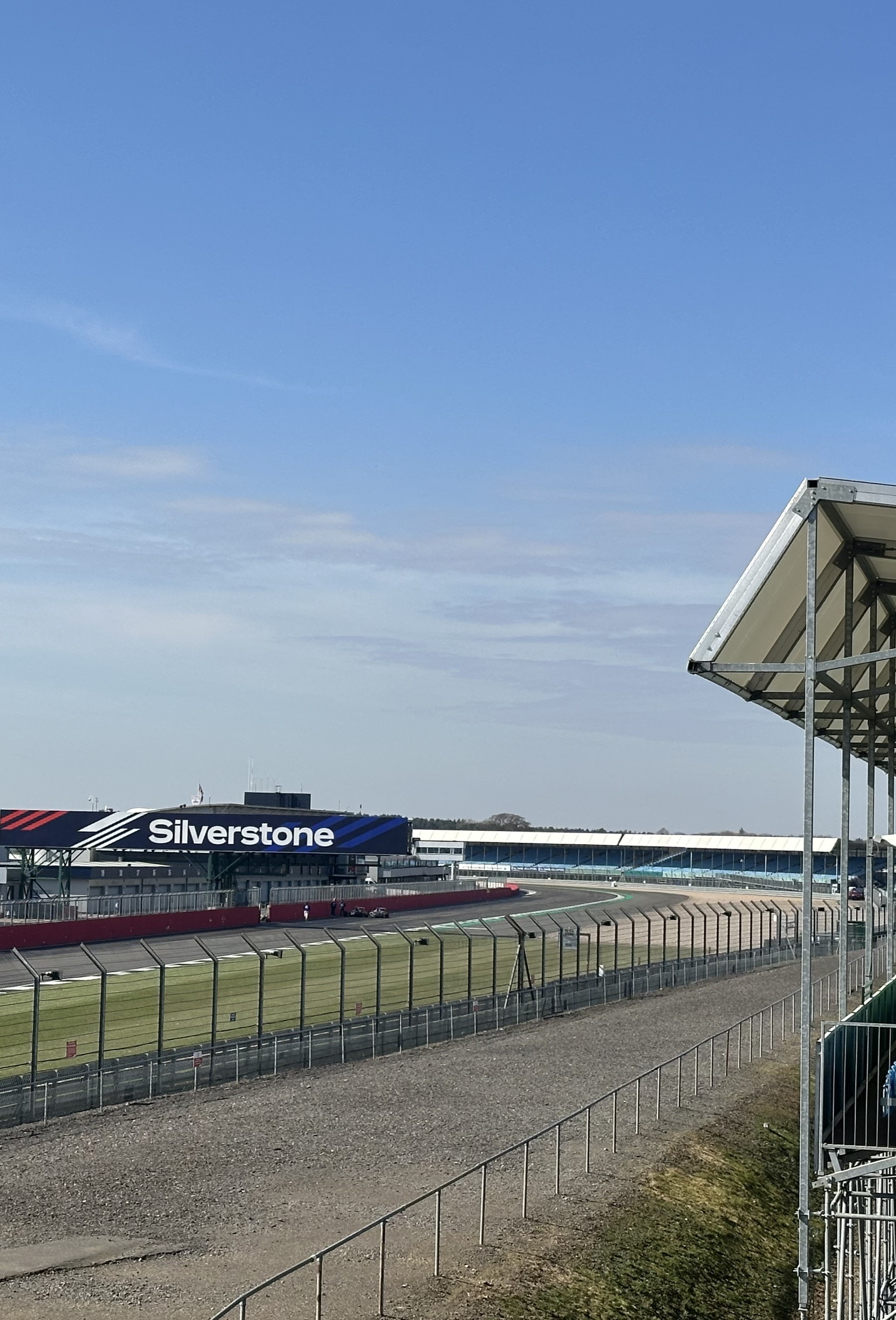 Kiwa specialists collaborating with clients on a project