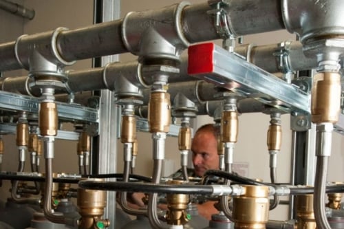 Extinguishing gas system