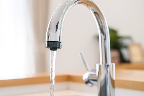 kitchen faucet