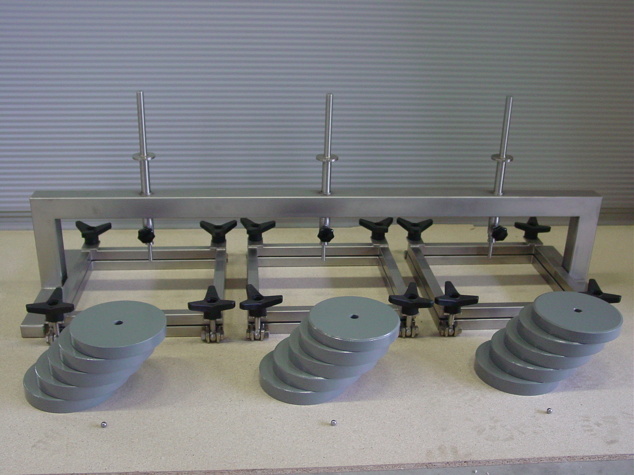 BDA Static Puncture Tester