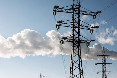 Kõrgepinge elektripost