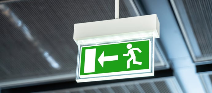 hätäpoistumistie_hätäpoistumistiet_paloturvallisuus_varauloskäynti_palo