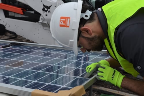 inspection of a solar pannel, post-shippement