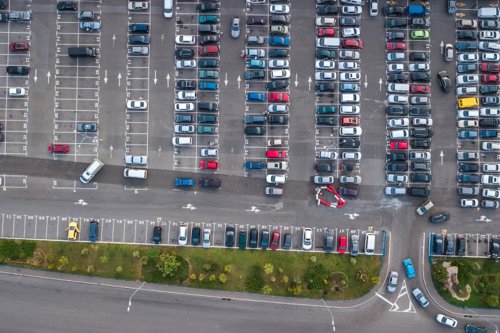 Auto's op een parkeerplaats