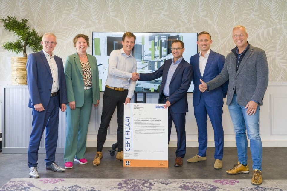 Kiwa reikt eerste KOMO-certificaat BRL 2840 uit aan Van Wijnen