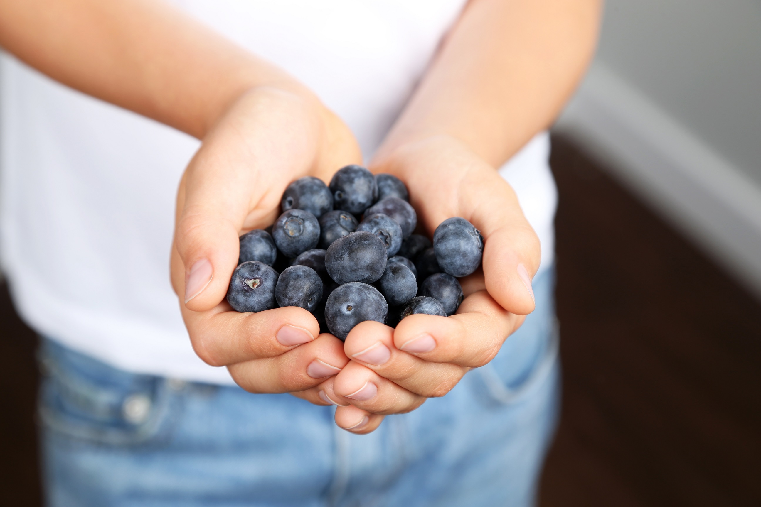 Jagody w dłoni 